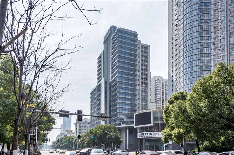 城开国际大厦：新街口核心地标，卓越商业地产价值
