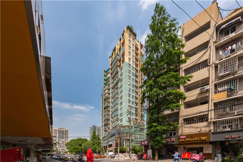 华辰大厦——南京新街口金融商务区，品质商业地产之选