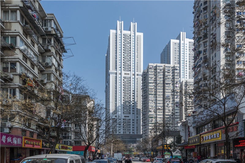 新世界中心——南京商业地产的璀璨明珠