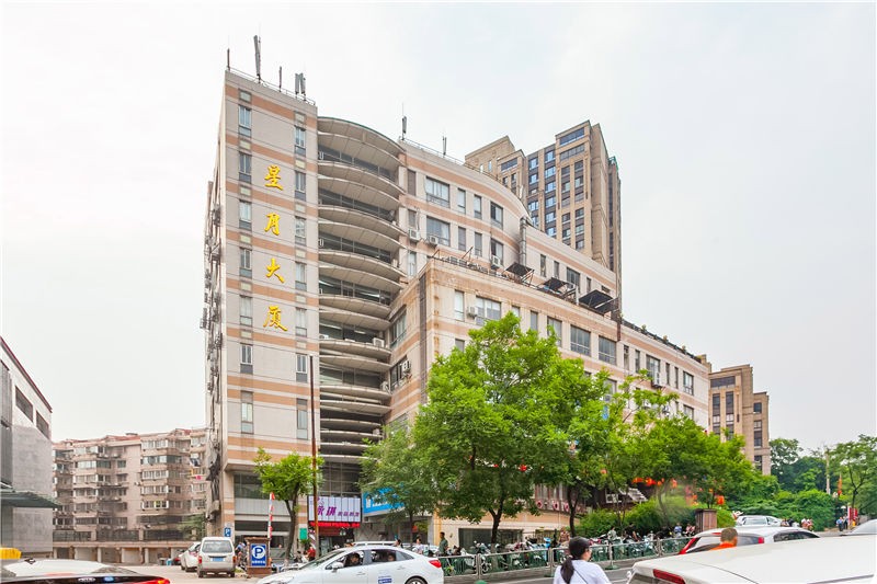 星月大厦——五台山商圈的甲级写字楼