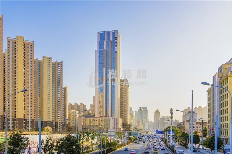 德成中心：国际级写字楼，繁华与高效的核心枢纽