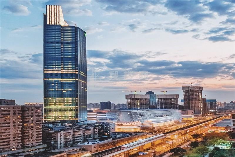 武汉恒隆广场：繁华商贸枢纽的卓越之选