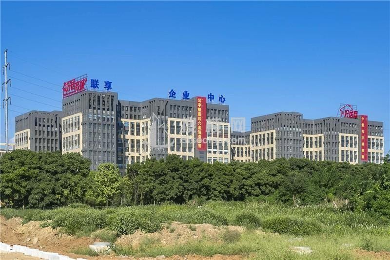 【联享企业中心】光谷大道，黄金区位，50-50元/m²/月起