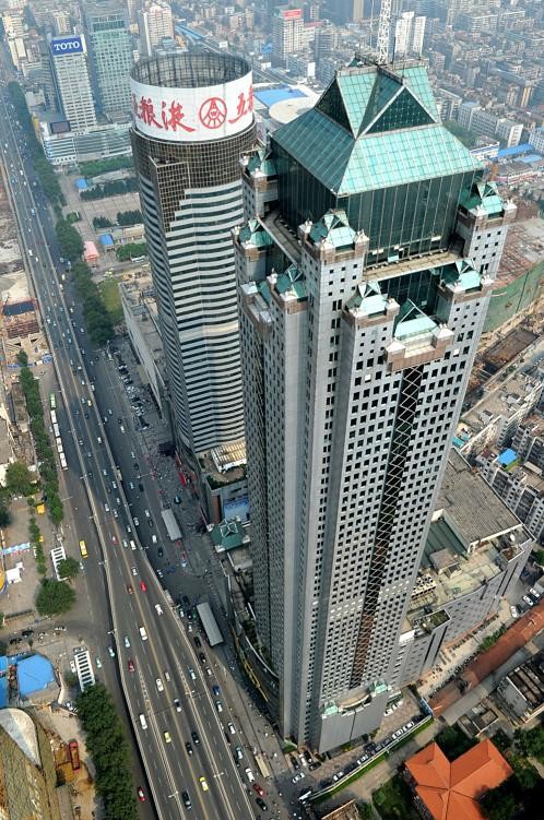 武汉世界贸易大厦——优质商业地产，引领繁荣未来
