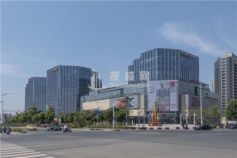 世茂城品国际广场：打造南京商业地产新标杆