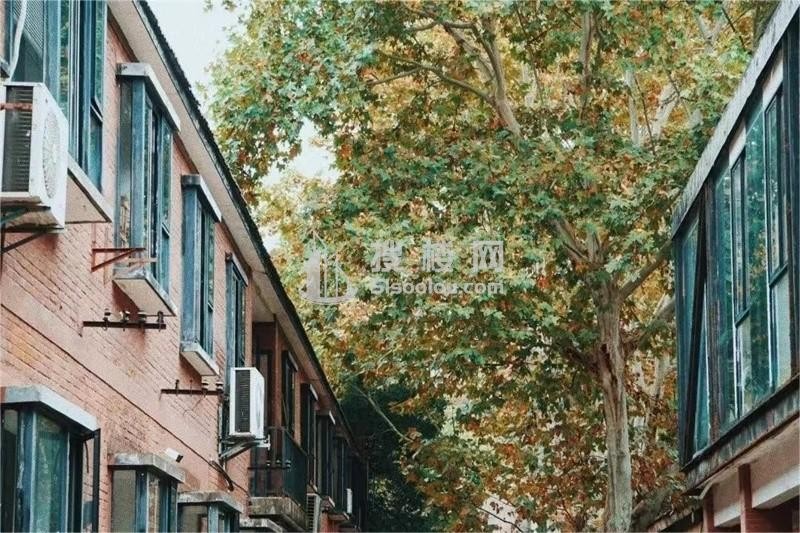 红山创意工厂产业园：打造卓越的商业地产典范