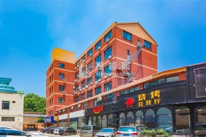 万里商务中心——秦淮核心区的精英商务新天地