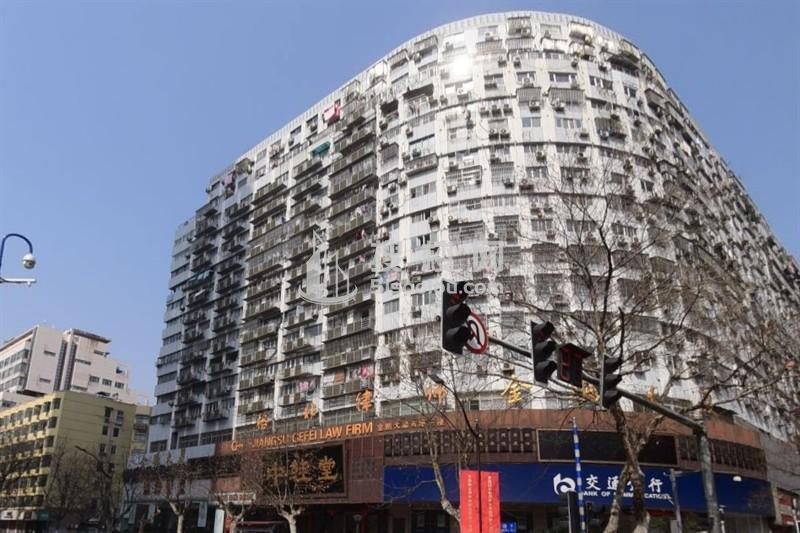 金鹏大厦——南京商业地产的璀璨明珠