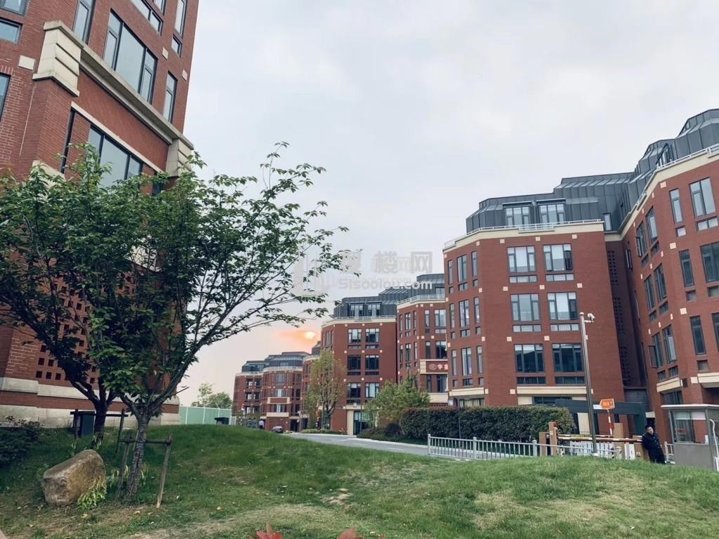 银城INC中心（科亚二期）：南京商业地产新篇章