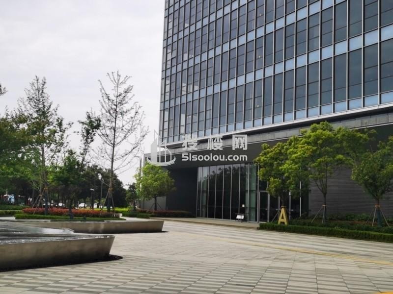 仁恒置地广场——南京商业地产的璀璨明珠