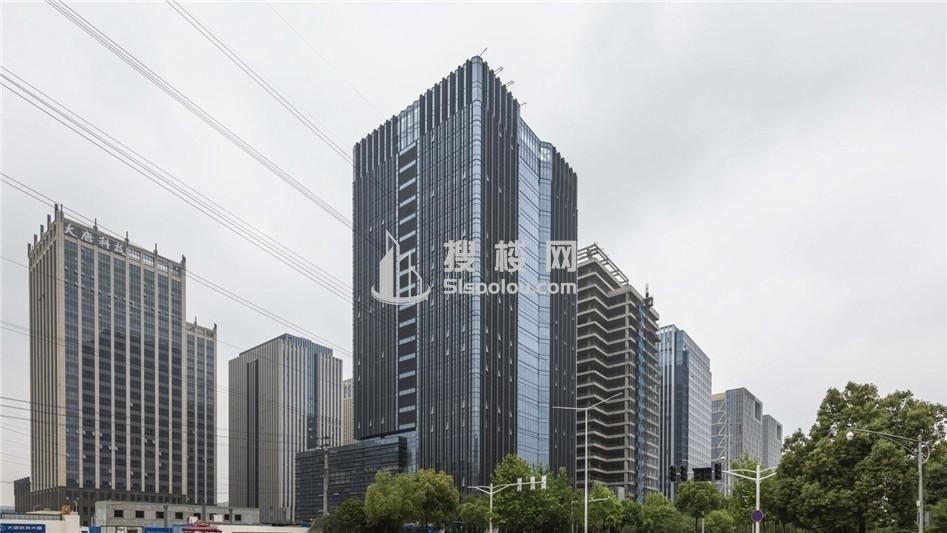 新丽华中心：打造南京商业地产新标杆