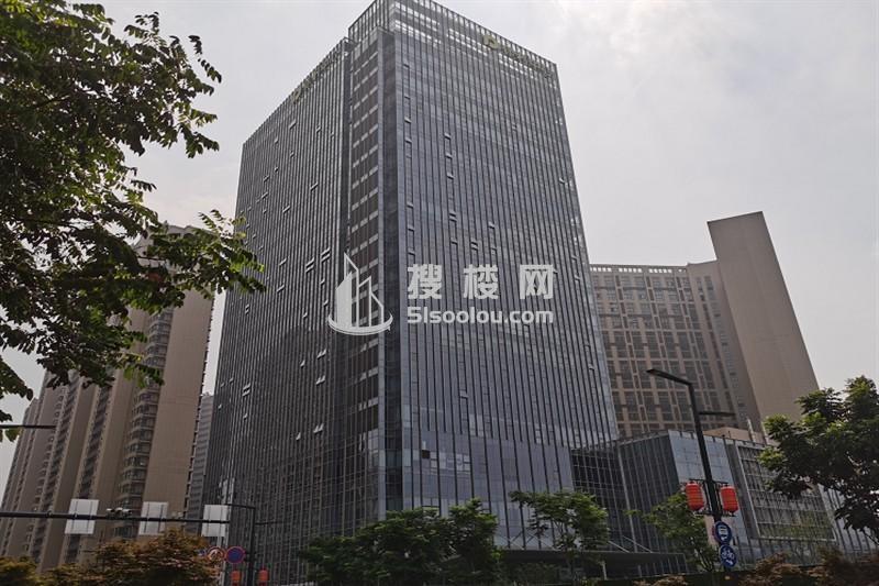 保利中心——南京市秦淮区高端商务地标，引领未来商业潮流