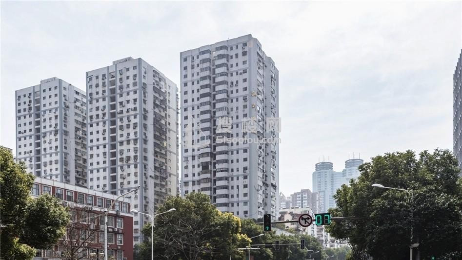 洪武大厦：坐拥城市核心，开启高效商务新篇章