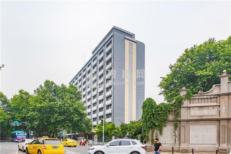 老学堂创意园——南京市鼓楼区的文化与商业交融之美