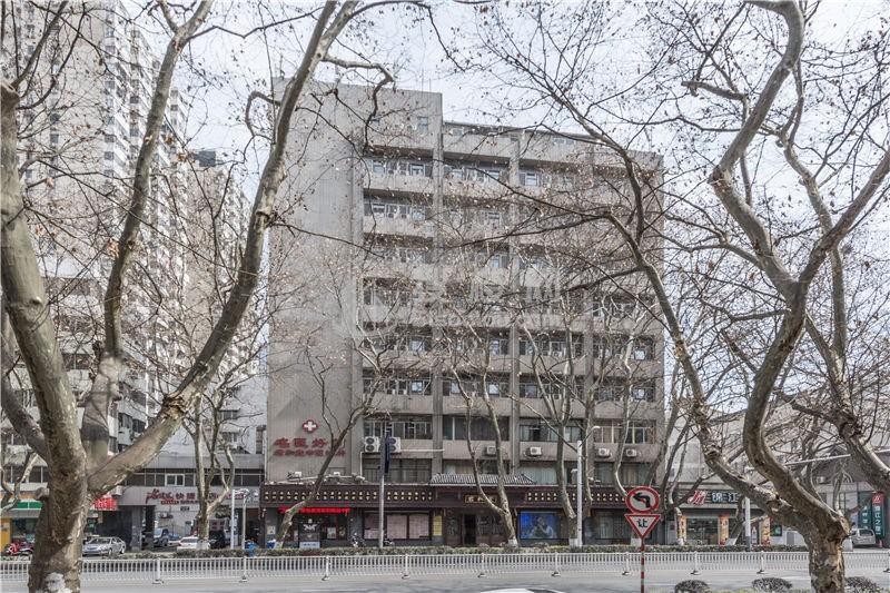 南彩商务中心：现代化办公空间，优越区位，交通便捷的商务新地标