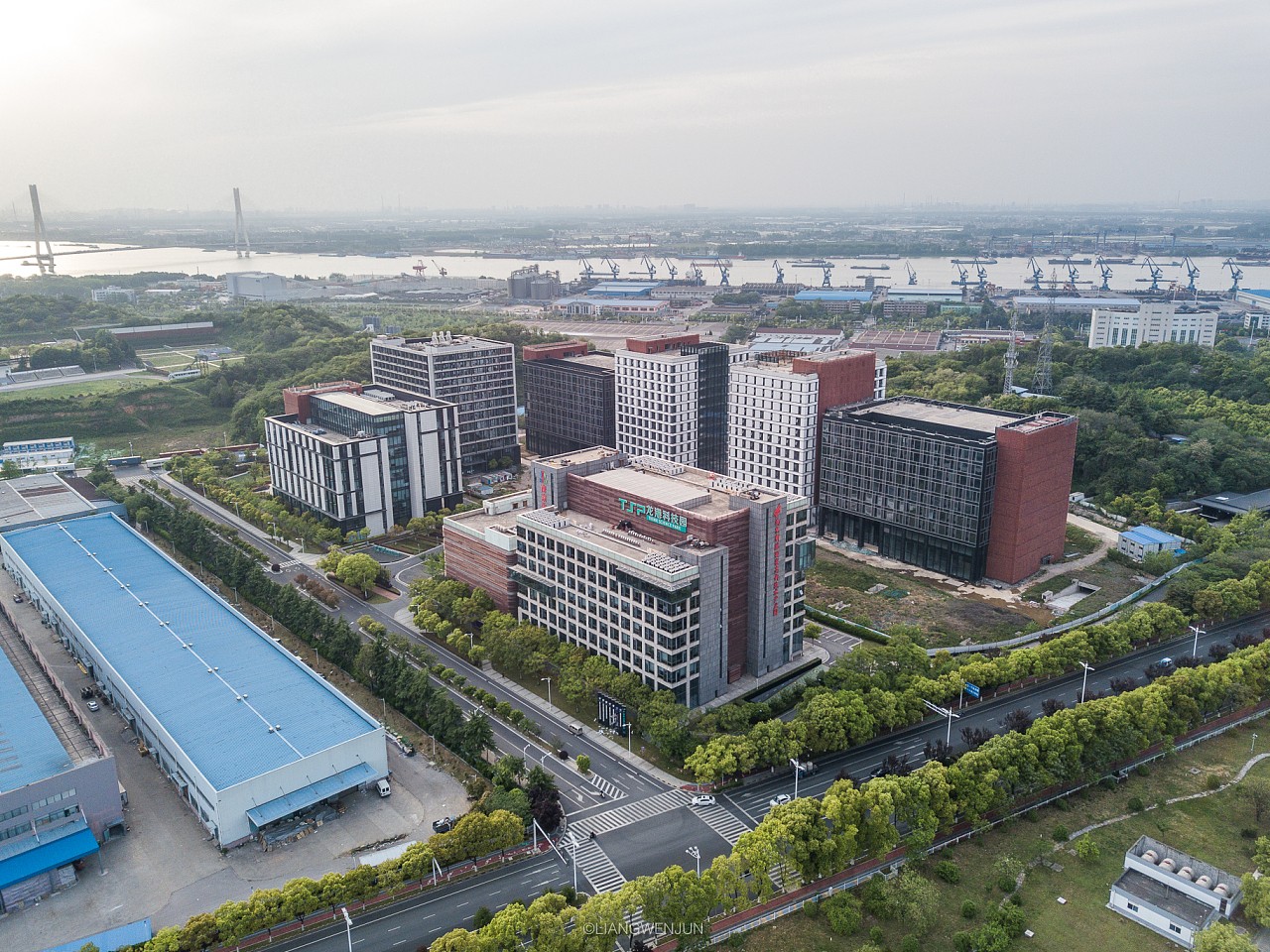 龙港科技园——南京市栖霞区科技产业的新高地