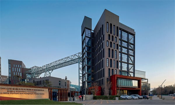 首钢冬奥广场：商务办公的理想选择