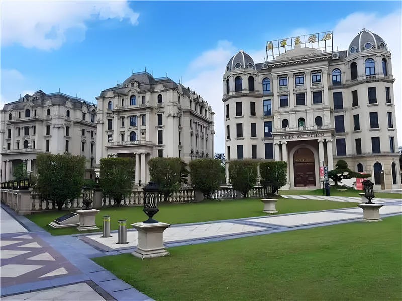 苏宁天御国际广场：长风生态商务区核心地段欧式风格办公建筑