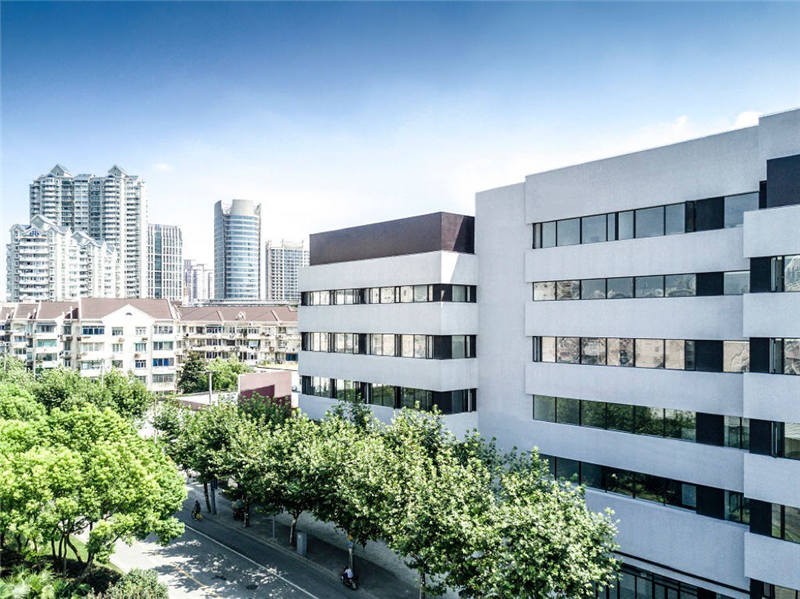 越界·凯旋Space：综合性空间，集办公、文化、创意于一体