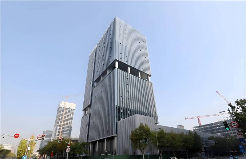 灿星大厦：7千平城市绿肺，超广无遮挡江景视野，理想办公空间