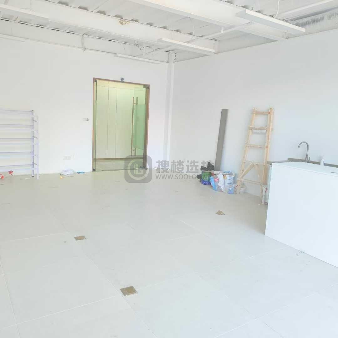 歆翱·万荣中心广场