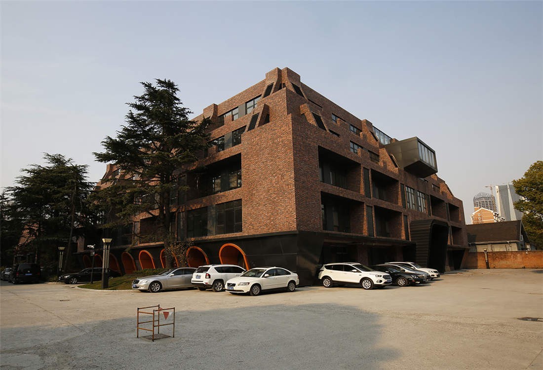 上海2577创意大院-写字楼信息百科-租赁招商电话