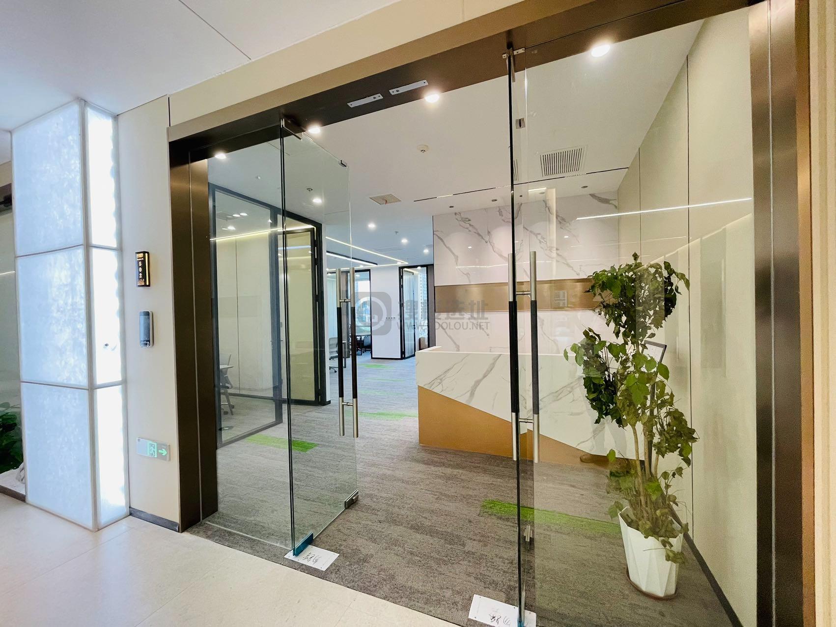 世博耀华商务中心238平米办公室出租