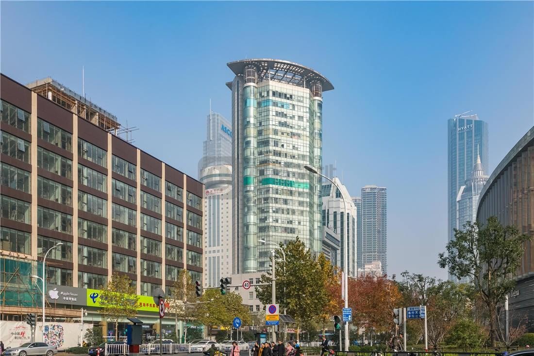 无锡财富大厦：城市心脏的商务图腾，双地铁上盖甲级写字楼全解析