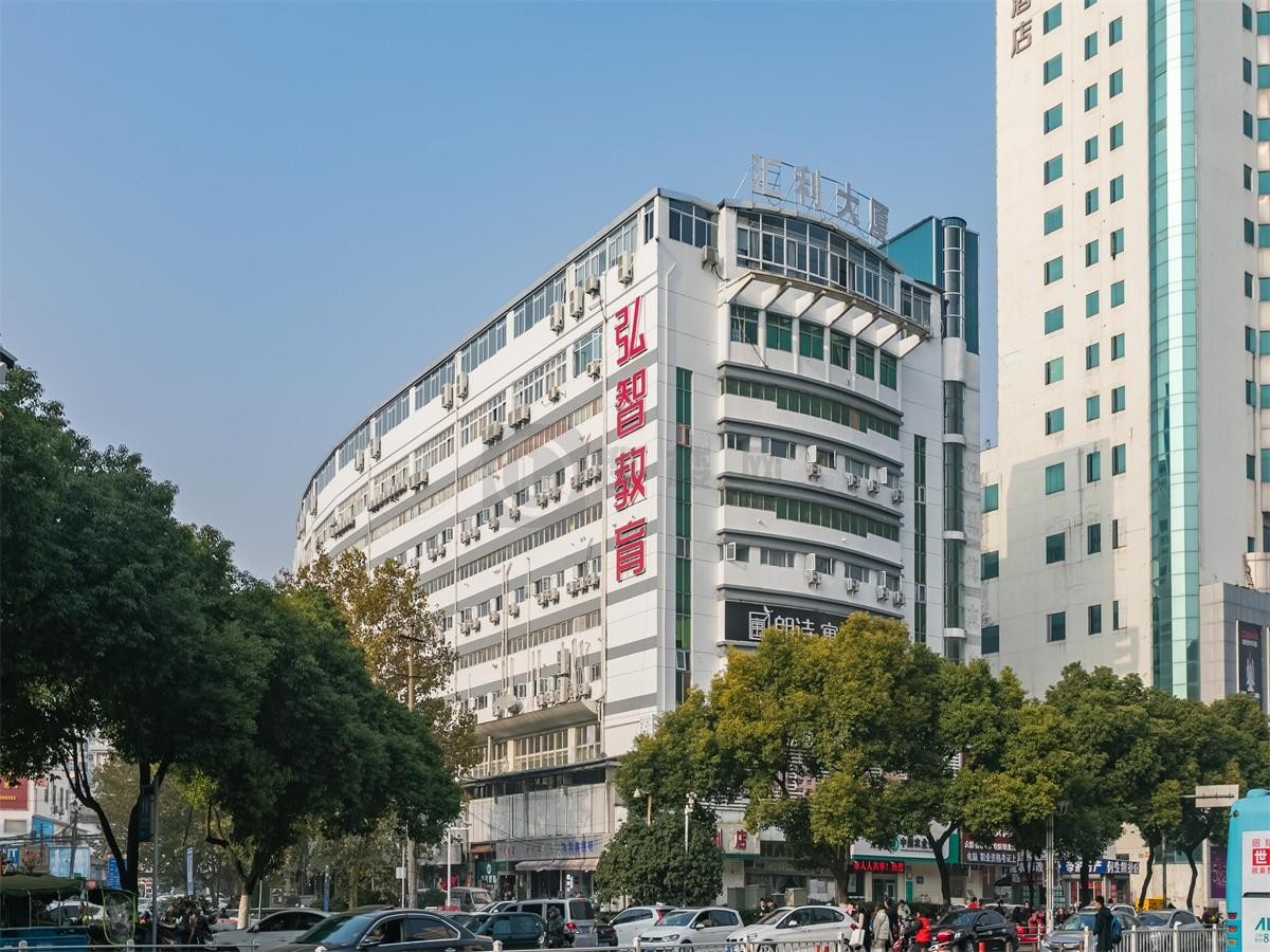 中心焕新·多元共生|无锡汇利大厦（蓉桥荟）：重塑市中心商务生活新范式