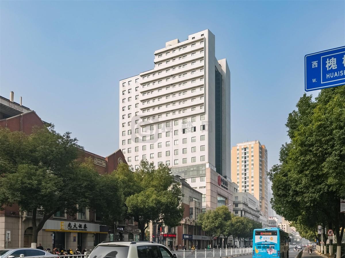 无锡中信大厦办公空间详解：交通便利配套完善的商务地标