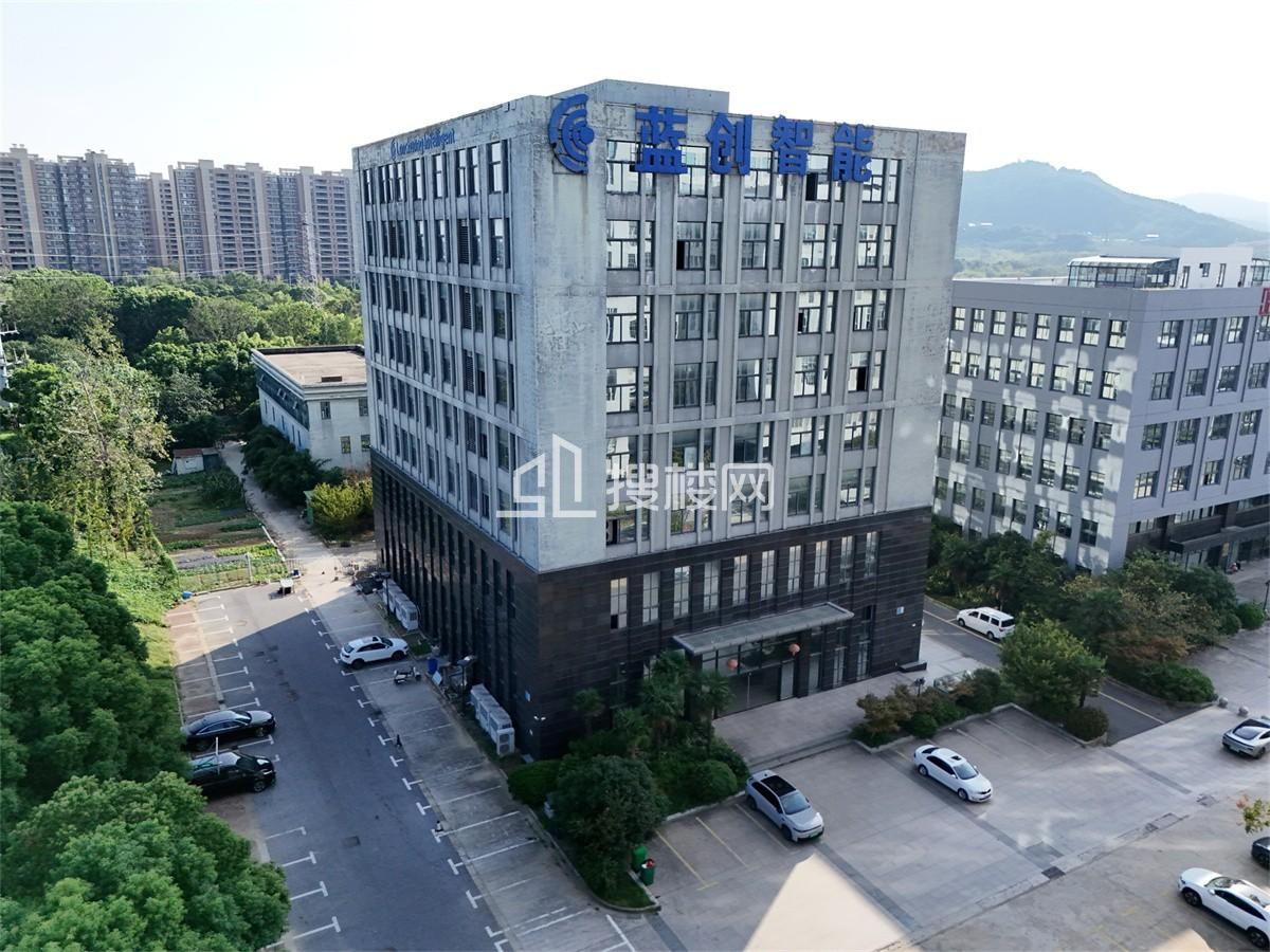 入驻无锡滨湖核心区：蓝创智能大厦办公空间租赁指南