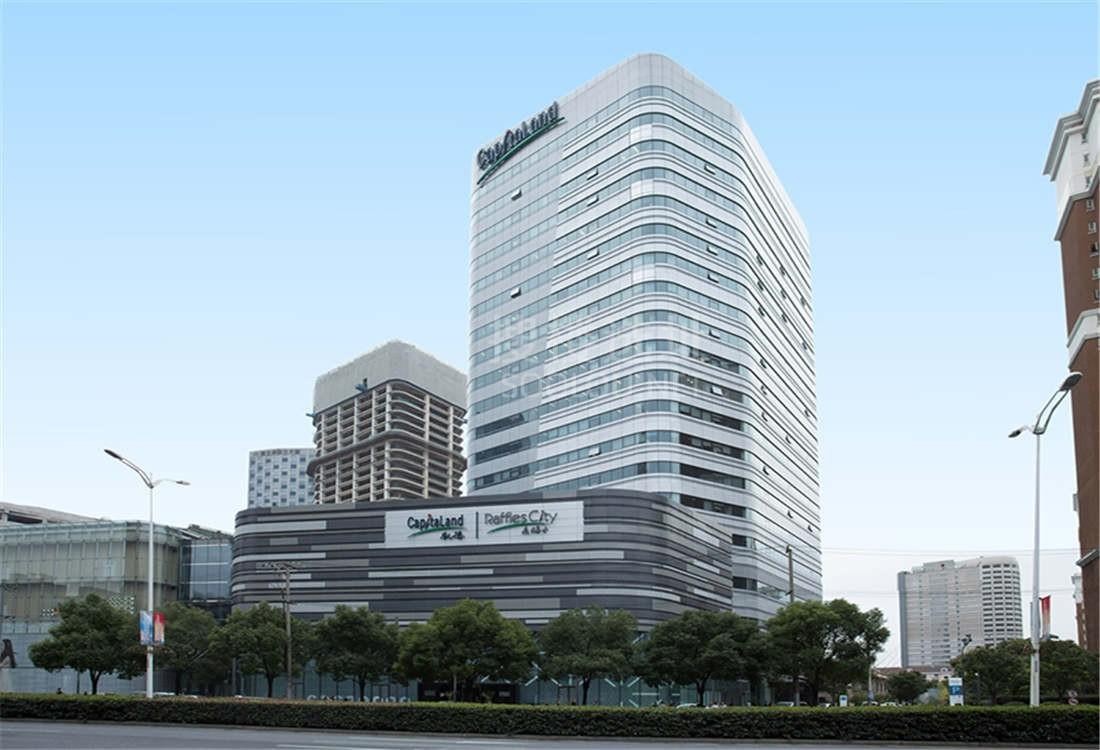 三轨交汇核心区：上海长宁来福士广场甲级写字楼租赁全解析