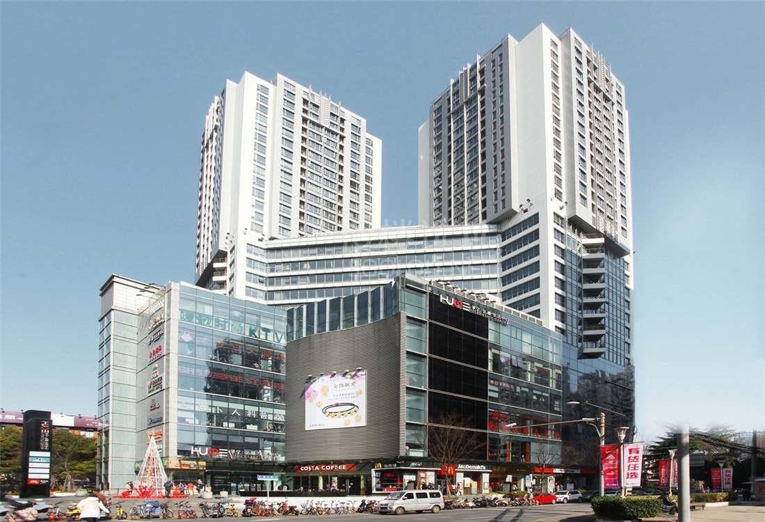 占据中山公园C位，华宁国际广场：地铁上盖甲级写字楼租赁全解析