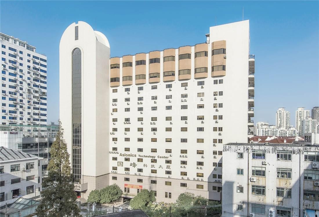 长宁内环旁·国峰科技大厦全解析：涉外纯办公，交通枢纽上的商务之选