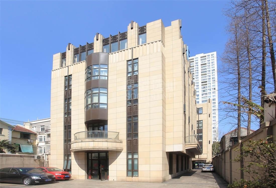 三栋洋房构筑商务空间：探秘新利商务中心的独特办公体验