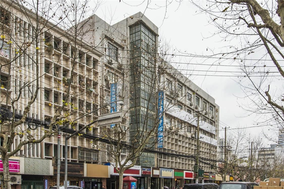 长宁定西路性价比之选：大盈商务中心，老厂房改造的灵活办公空间