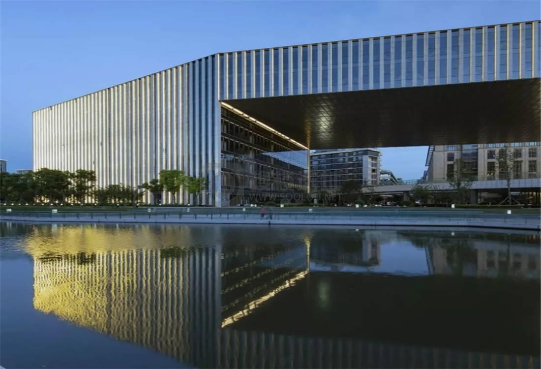 长宁北新泾建滔中心二期：高性价比写字楼租赁优选