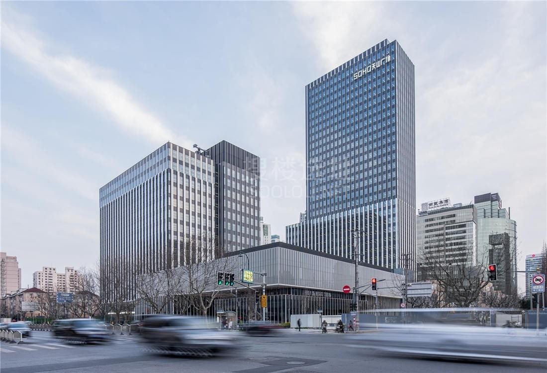 双轨交汇，商务芯动力——上海SOHO天山广场甲级写字楼全解析