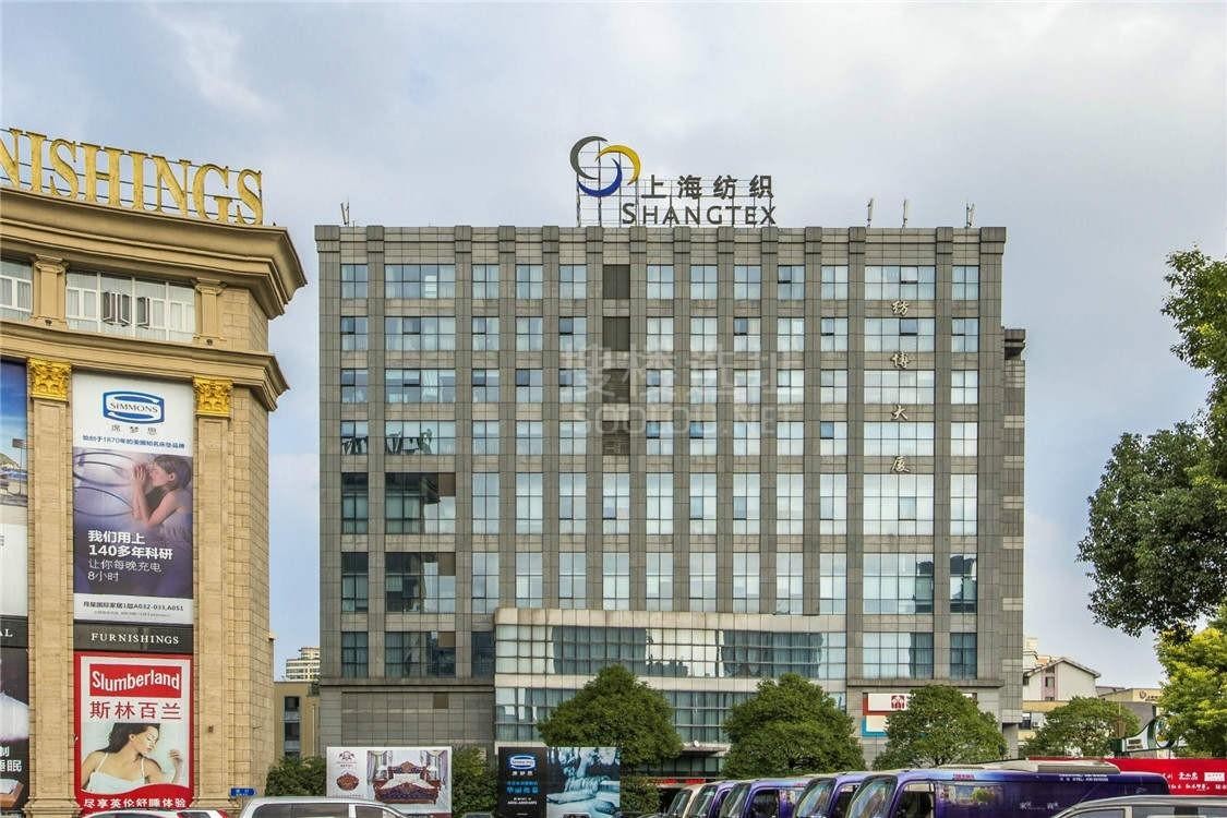 普陀长寿路商圈地标：探秘纺博大厦，低密度高得房率办公空间