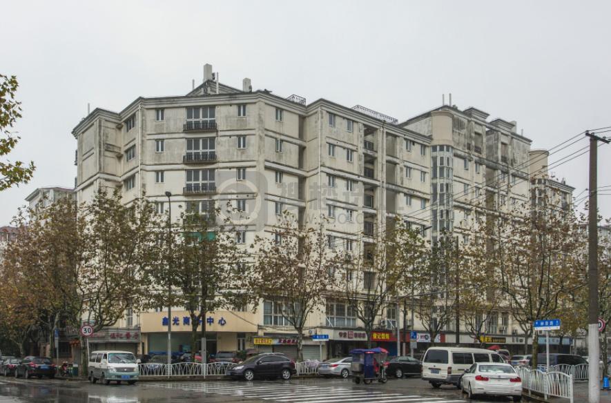 长宁北新泾性价比之选：鑫光商务中心中小办公室租赁全解析