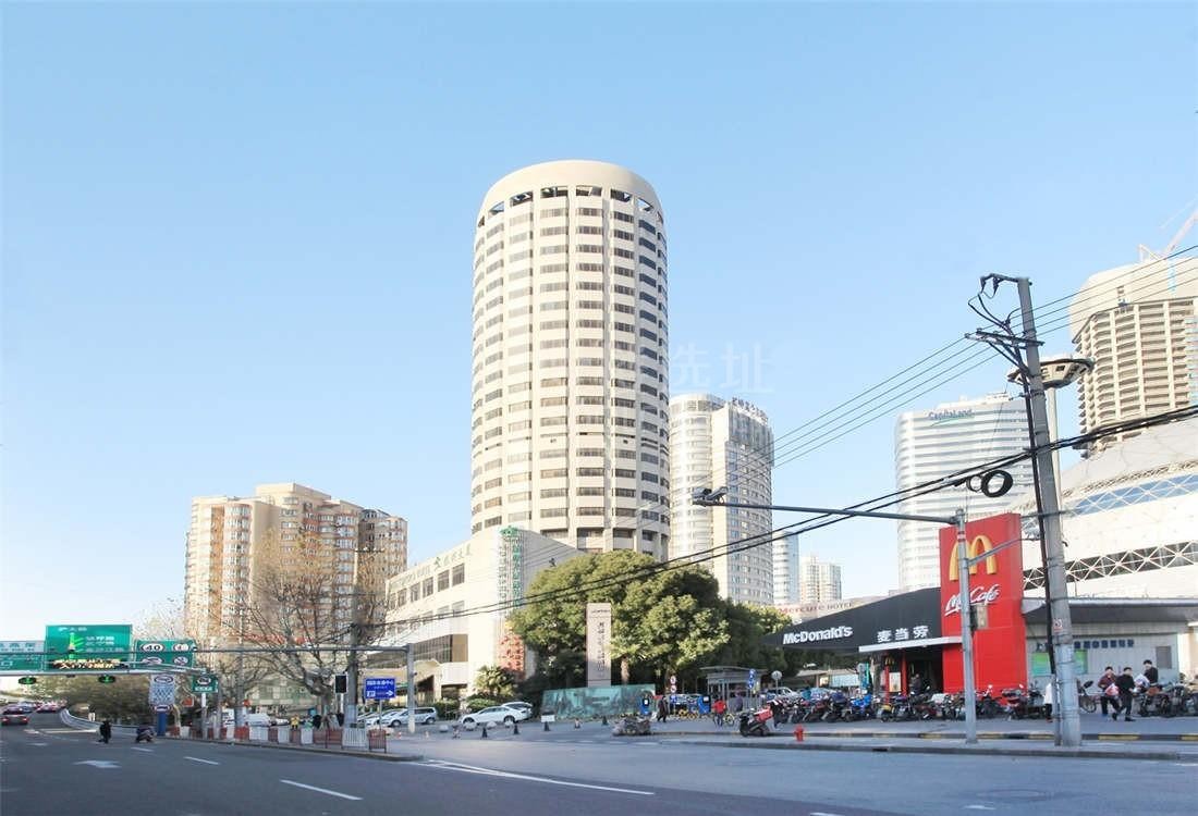 绿洲大厦：中山公园商圈高性价比乙级写字楼，灵活空间租期可选