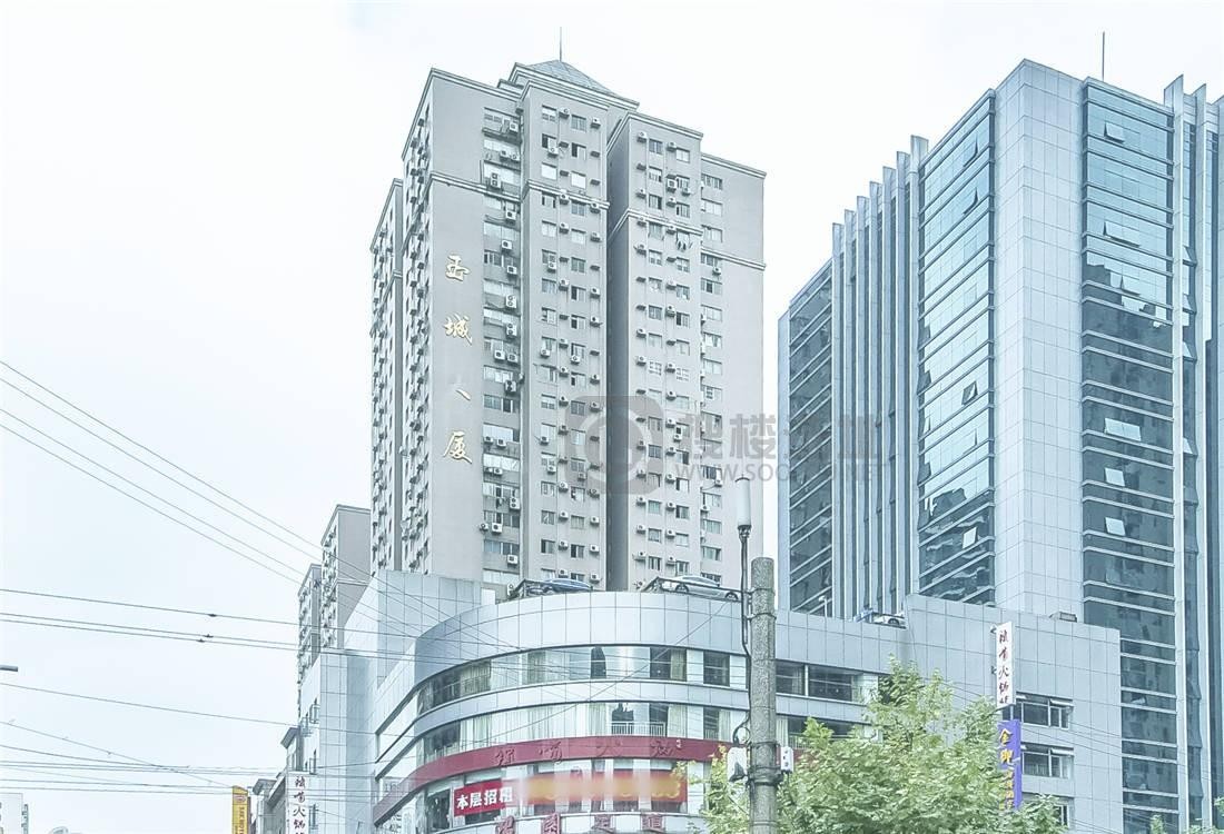【地段与性价比之选】上海普陀玉城大厦：长寿路商圈成熟写字楼，日租金低至2.8元/㎡