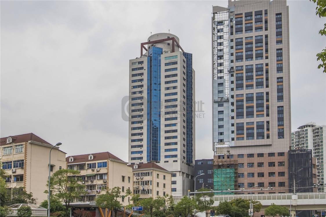 普陀商务新选择：万千大厦办公空间租赁全方位介绍