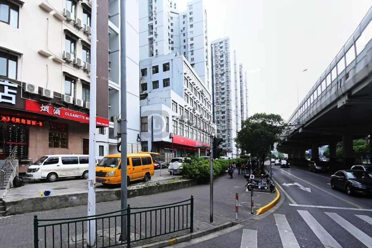 毗邻西藏南路地铁站，日租金4.5元起：探秘金中苑商务楼办公价值