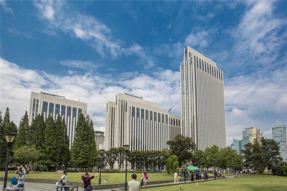 臻藏外滩，对话世界：深度盘点上海外滩SOHO办公空间与旗舰配置