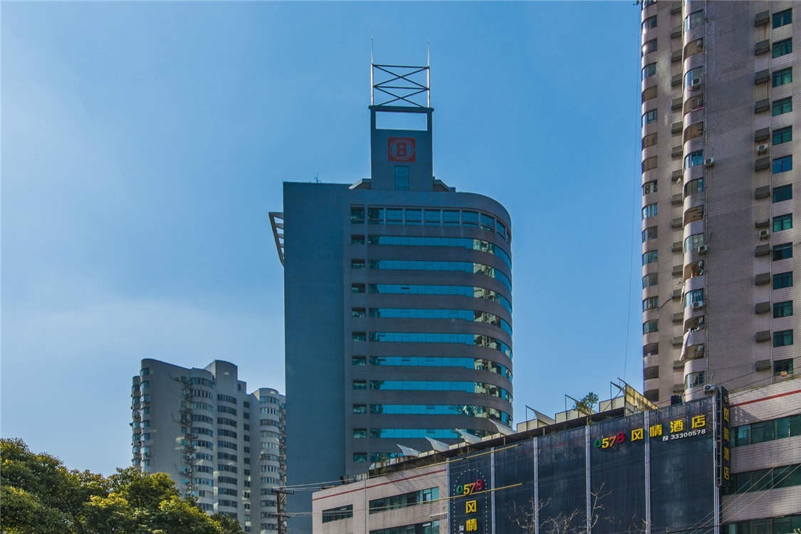 黄浦打浦桥商务地标：上海海丽大厦全方位租赁信息解读