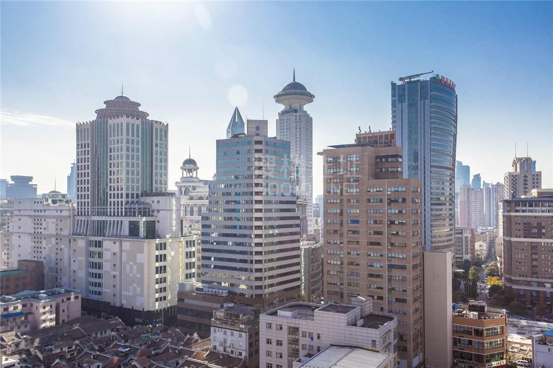 黄浦区新一百大厦写字楼全解析：地段、配置与租赁指南