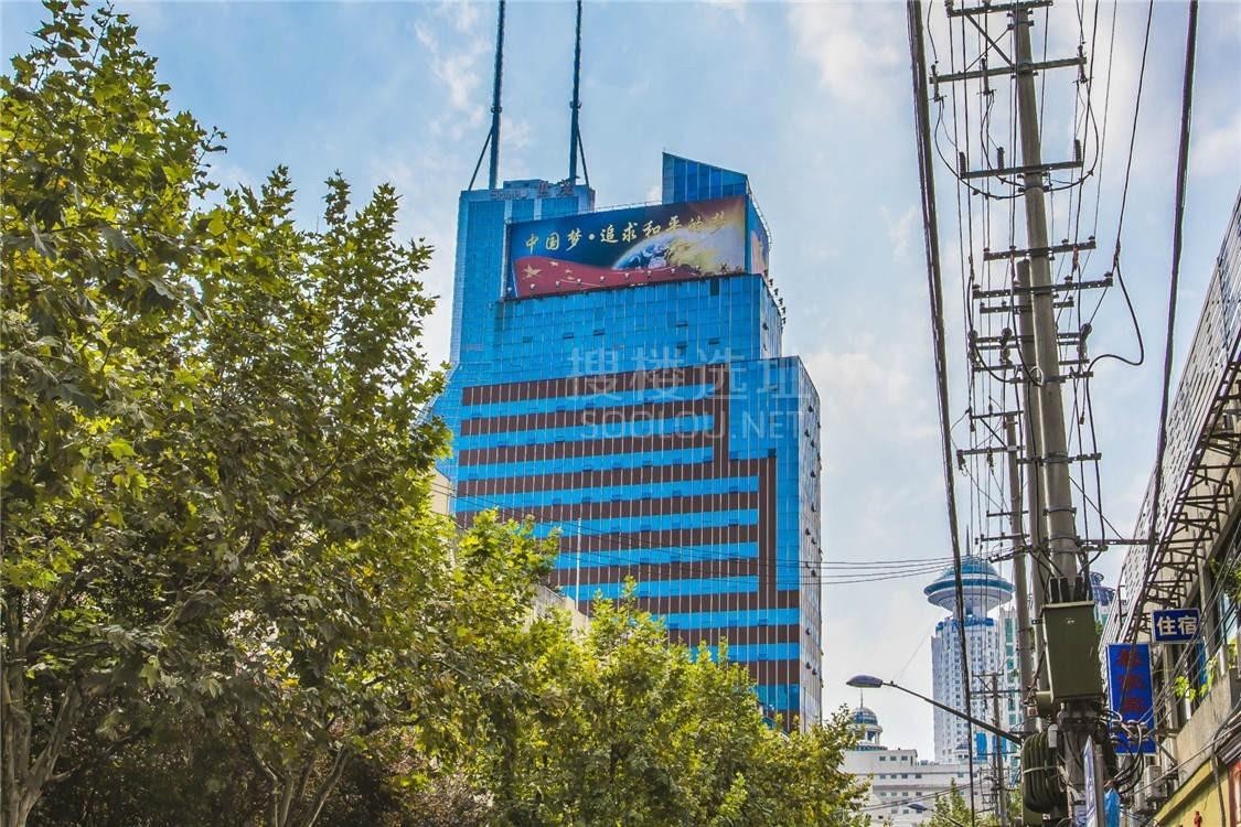 踞守南京路黄金交汇点：春申江大厦办公空间租赁指南与实勘数据