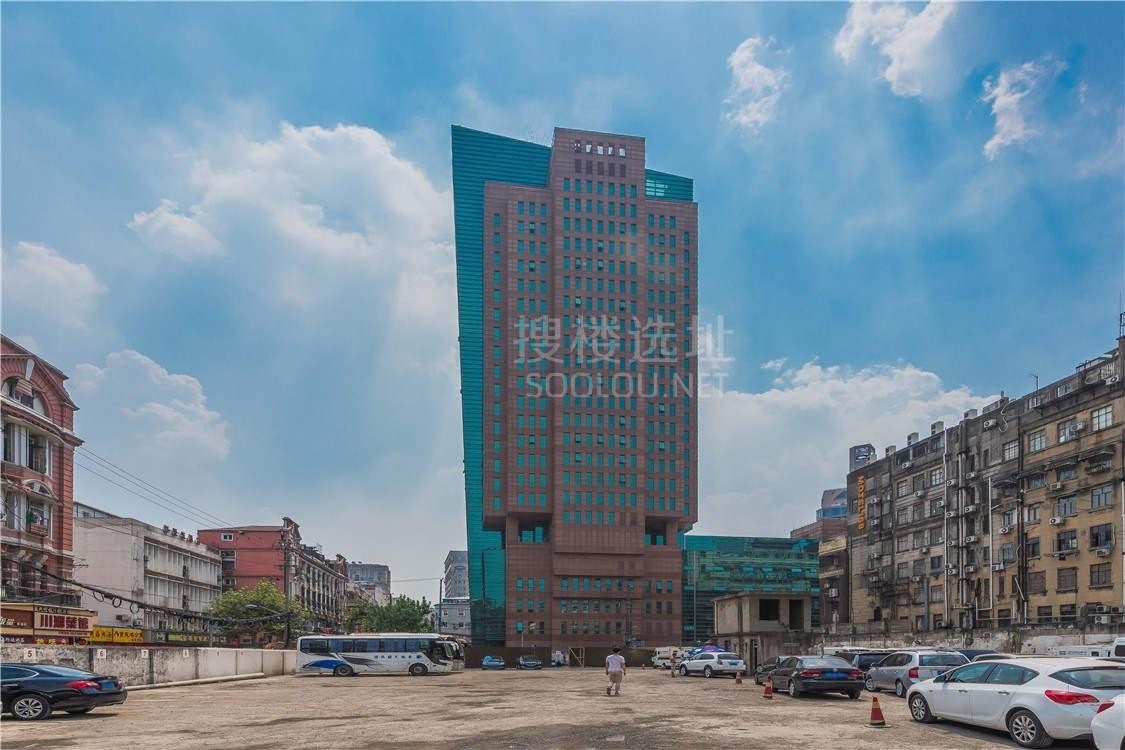 择址南京东路商圈：揭秘申华金融大厦的硬件配置与租赁价值