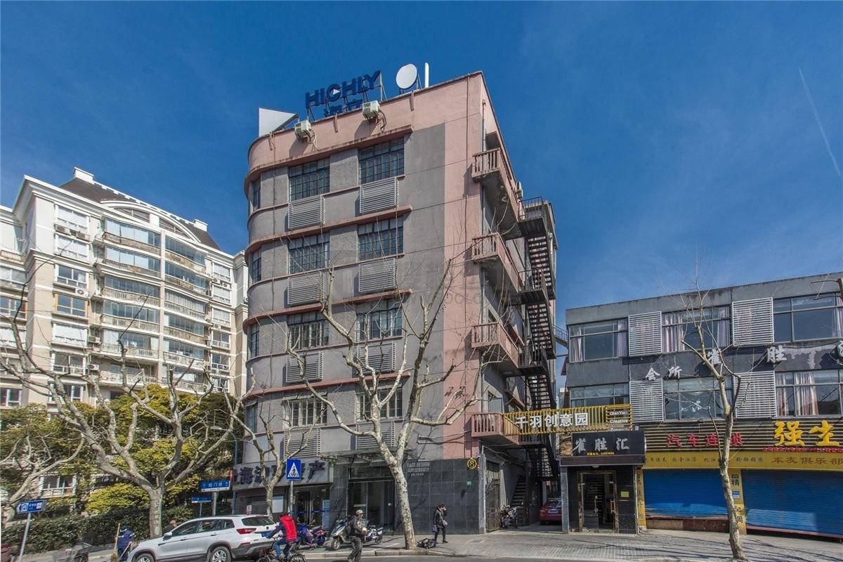 性价比之选：上海千羽创意园，地铁旁灵活办公空间租赁信息详解